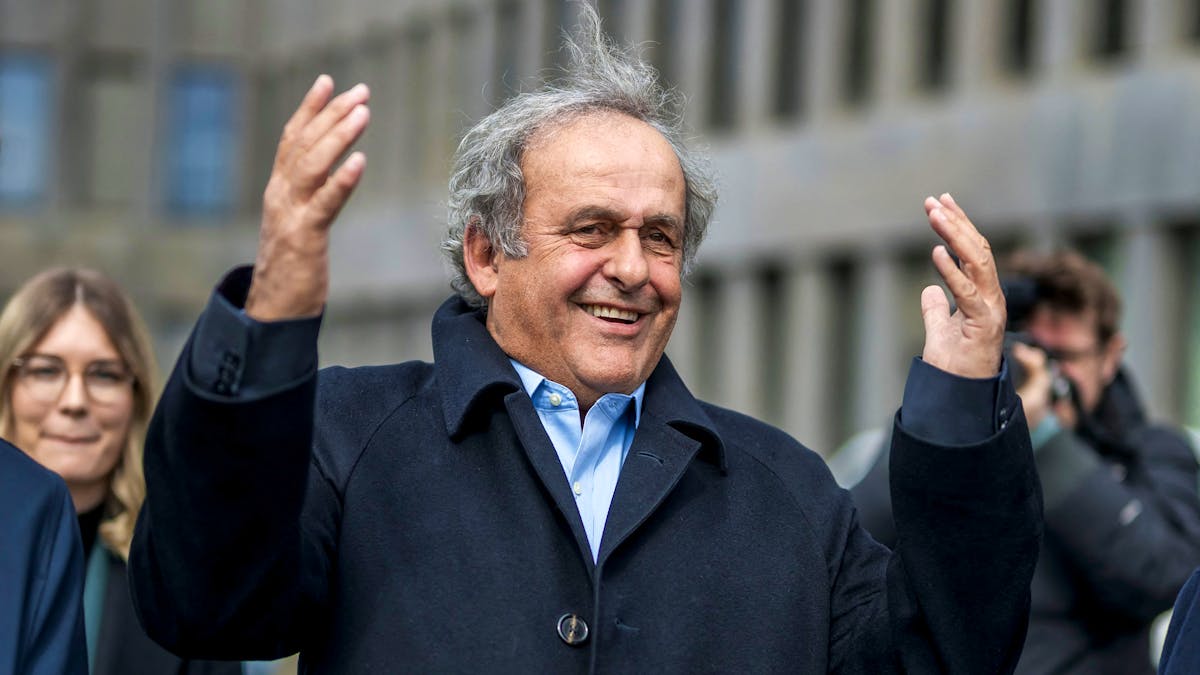 FIFA - "لقد عاد شرف": في بازل ، راحة بلاتيني