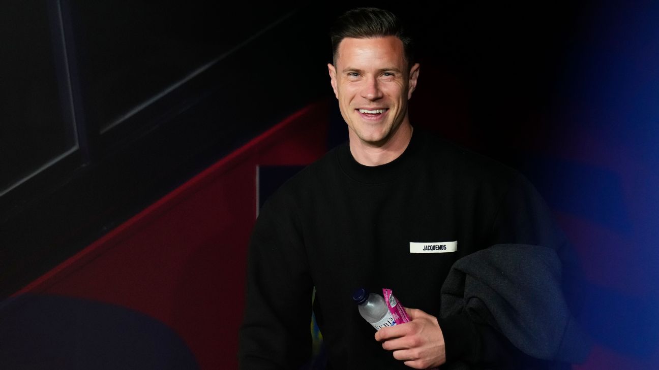 برشلونة يواجه ريال مدريد: مارك أندريه تير شتيجن يتألق مجددًا في نهائي كأس الملك.