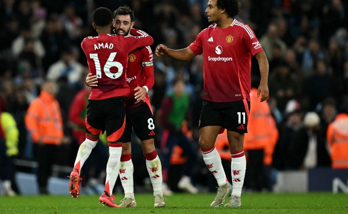 مانشستر يونايتد لمواجهة آسيان كل النجوم الحادي عشر ، بعد ثلاثة أيام من انتهاء موسم الدوري الإنجليزي الممتاز