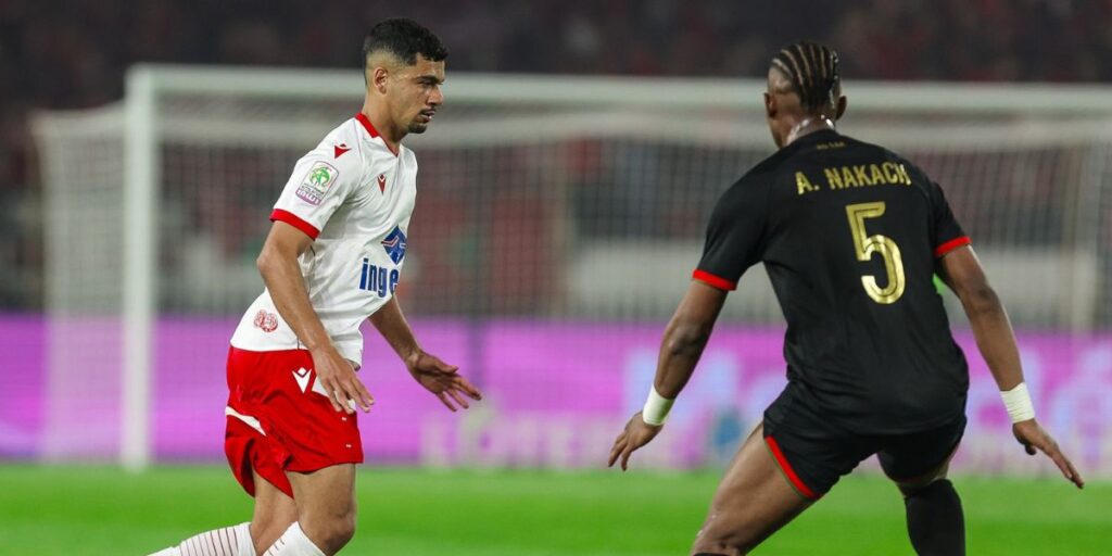 تعاقد لاعب تونسي مع نادي الجيش الملكي 1 بين حلم المشاركة الإفريقية والبقاء في قسم الأضواء.. البطولة الوطنية تصل فصلها الأخير