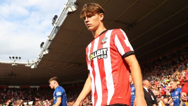 Which relegated players could transfer? Delap, Dibling, Busio, more