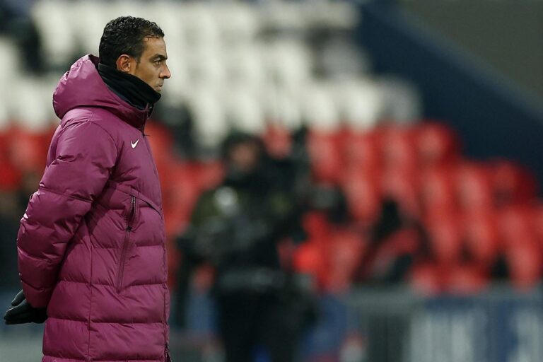 Le PSG féminin écarte son entraîneur Fabrice Abriel