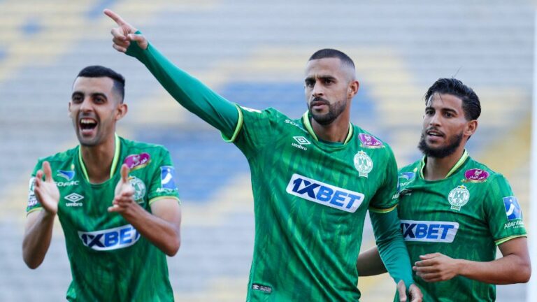 إصابة مفاجئة لنجم الرجاء قبل مواجهة الدفاع الحسني الجديدي – InfoSports