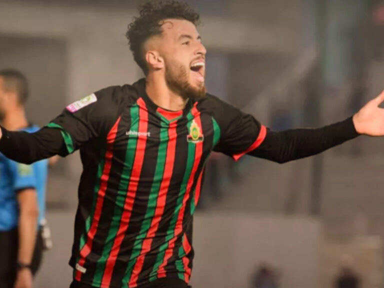 الزمالك المصري يرغب في ضم نجم نادي الجيش الملكي أمين زحزوح