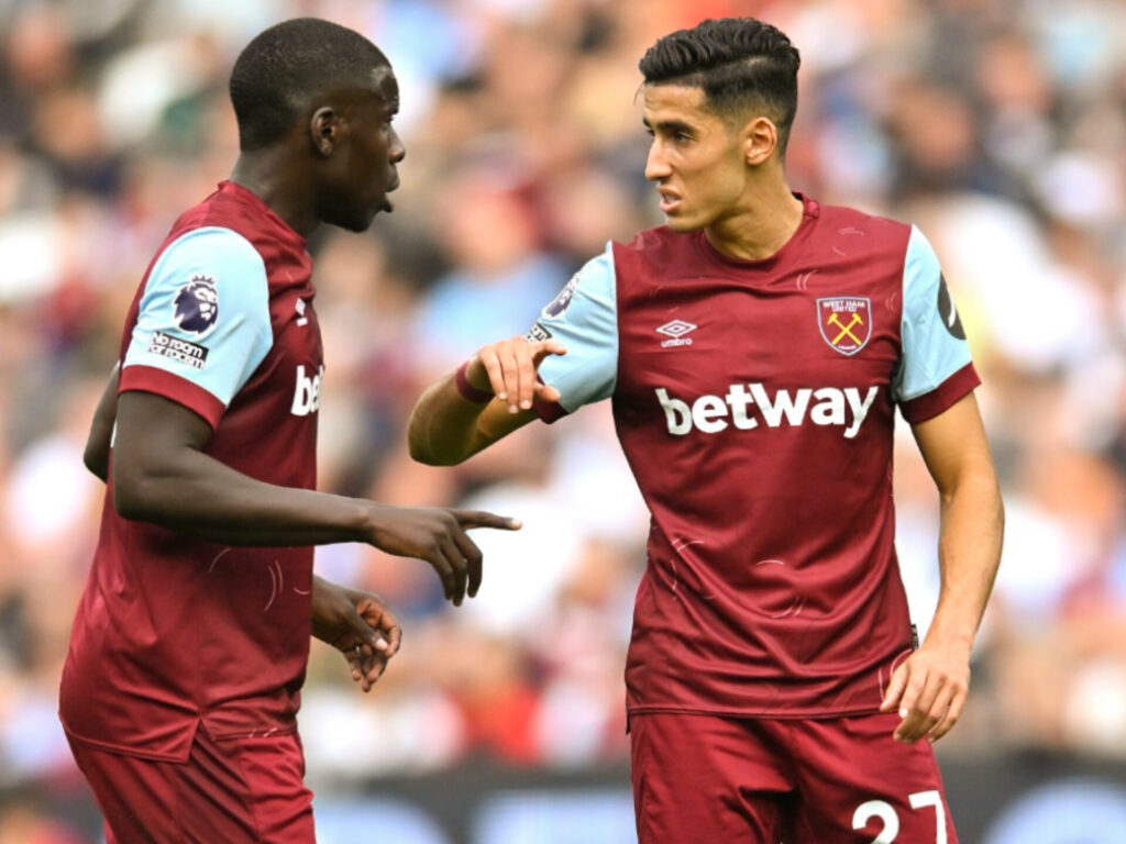 المهدي بنعطية يسعى لتأمين انتقال المدافع الدولي المغربي نايف أكرد إلى نادي عريق في الدوري الفرنسي 1 المهدي بنعطية يعمل على نقل المدافع الدولي المغربي نايف أكرد إلى كبير الدوري الفرنسي