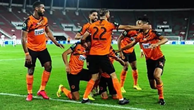جدول مباريات الدوري المغربي 2024-2025.. الترتيب والقنوات الناقلة