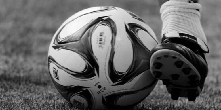 لاعب مغربي ينجو من الموت بأعجوبة بعد صورة سيلفي