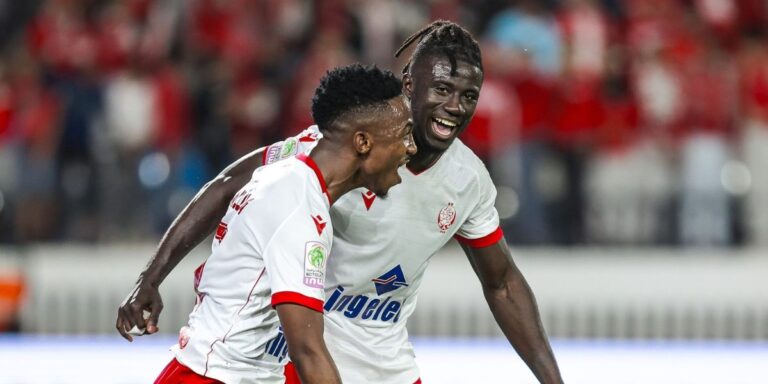 "الفيفا" يتفاعل مع فوز الوداد على الجيش الملكي في "الكلاسيكو"