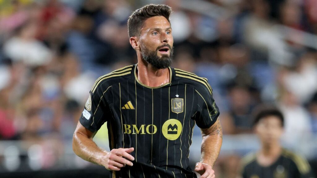 أوليفييه جيرو ينضم إلى ليل بعد إنهاء عقده مع لوس أنجلوس إف سي - مصادر مختلفة 1 Olivier Giroud to join Lille after terminating LAFC deal - sources