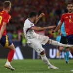 رايان شيركي: من لاعب غير مرغوب فيه في أولمبيك ليون إلى هداف في المنتخب الفرنسي