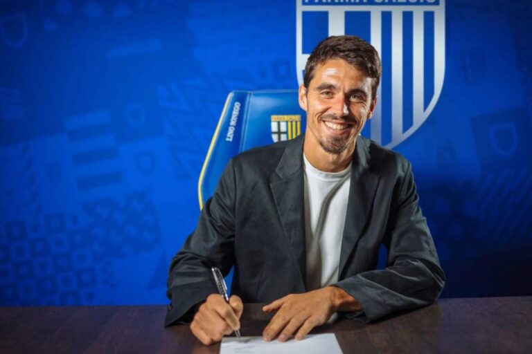 Carlos Cuenta, ancien adjoint d'Arteta à Arsenal, est le nouvel entraîneur de Parme... à seulement 29 ans