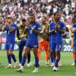 بعد موسم حافل بالتقلبات، يحقق المنتخب الفرنسي الفوز في مباراة تحديد المركز الثالث في دوري الأمم.