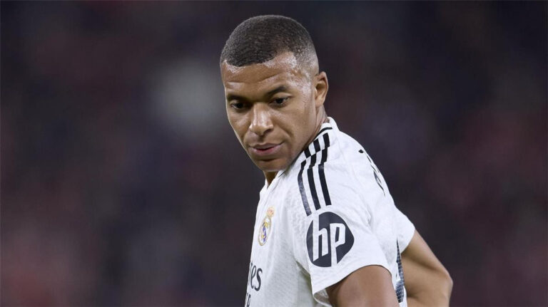تفاصيل غياب كيليان مبابي المفاجئ عن مباريات ريال مدريد في كأس العالم للأندية 2025.. هل هو مرض خطير أم مجرد وعكة عابرة؟