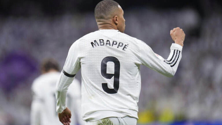 كيليان مبابي يثير القلق في ريال مدريد قبل مباراة سالزبورج.. هل يلحق بالمواجهة الحاسمة في كأس العالم للأندية؟