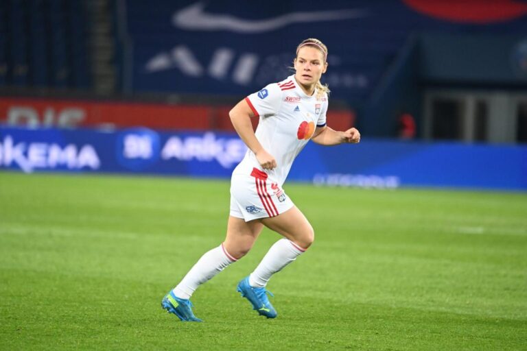 Après son départ de l'OL Lyonnes, Eugénie Le Sommer en route vers le Mexique ?