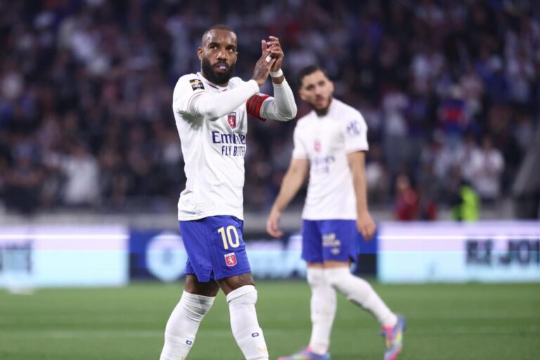 Alexandre Lacazette tout proche de s'engager avec Neom en Arabie saoudite