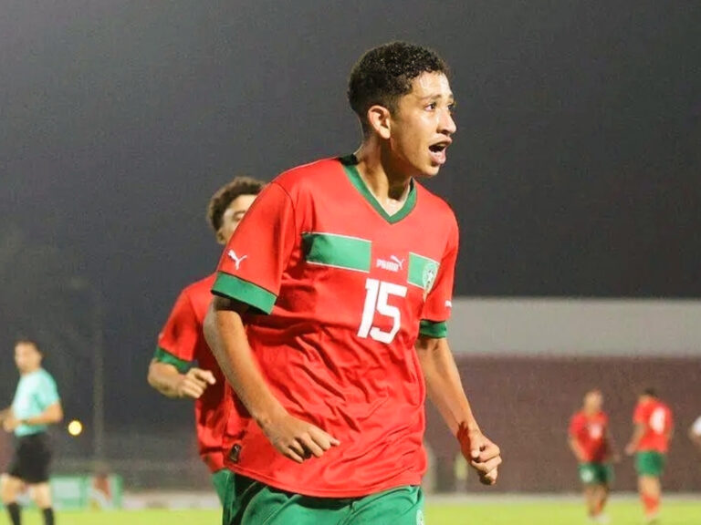 أحمد موهوب ينتقل رسميًا إلى نادي كوبنهاغن الدنماركي
