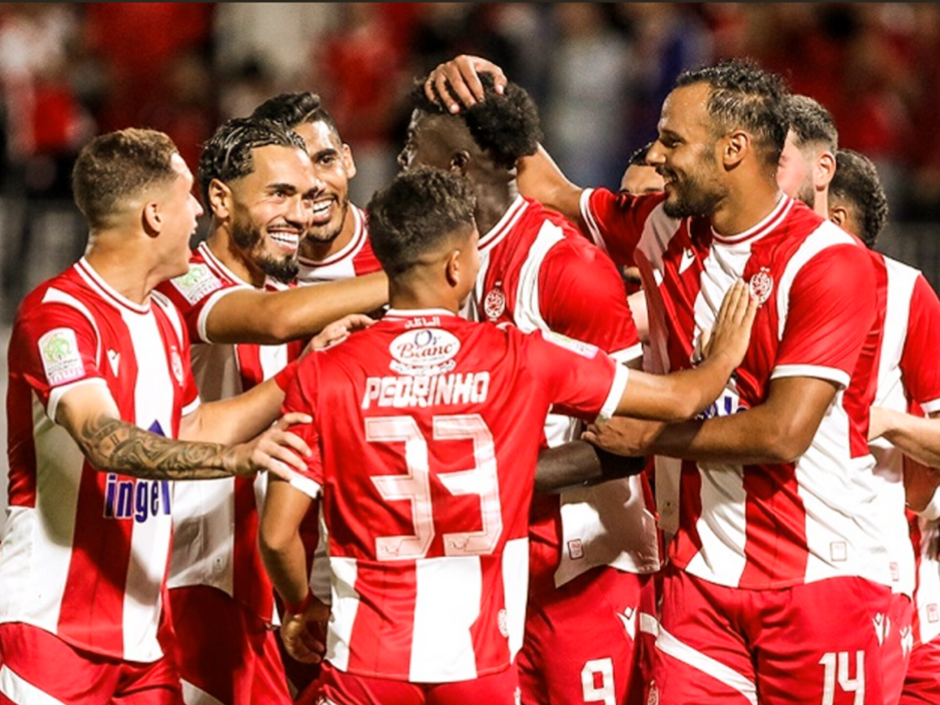 الوداد الرياضي يُعزز صفوفه بمدافع برازيلي ويُغلق لائحته النهائية استعدادًا للاستحقاقات العالمية
