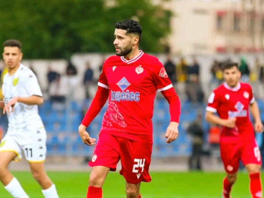 الوداد الرياضي يغيب عن خدمات أيوب بوشتة في مواجهة مانشستر سيتي 1 الوداد الرياضي يفتقد أيوب بوشتة في موقعة مانشستر سيتي