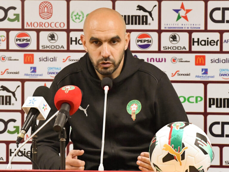 وليد الركراكي يرفض قرار التغيير في المنتخب المغربي