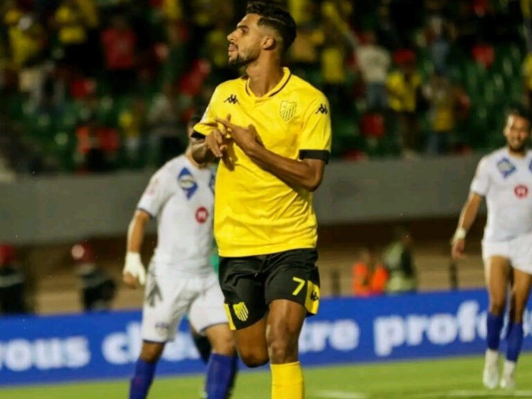 محمد البدوي يعزز صفوف الفتح الرياضي بعقد يمتد لموسمين
