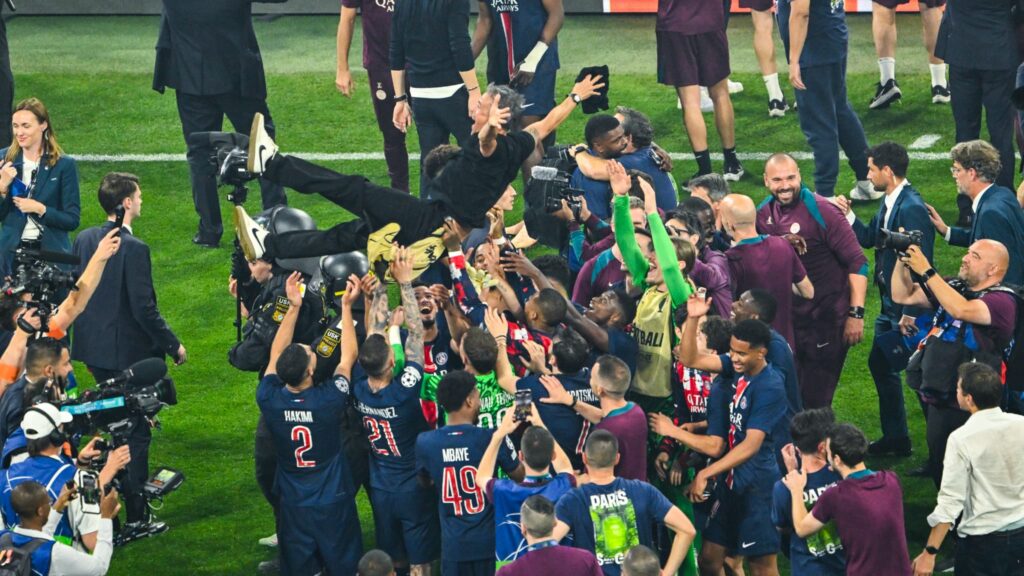 le PSG, ou le sacre du collectif après l'échec de la politique de stars