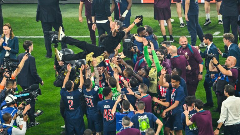 le PSG, ou le sacre du collectif après l'échec de la politique de stars