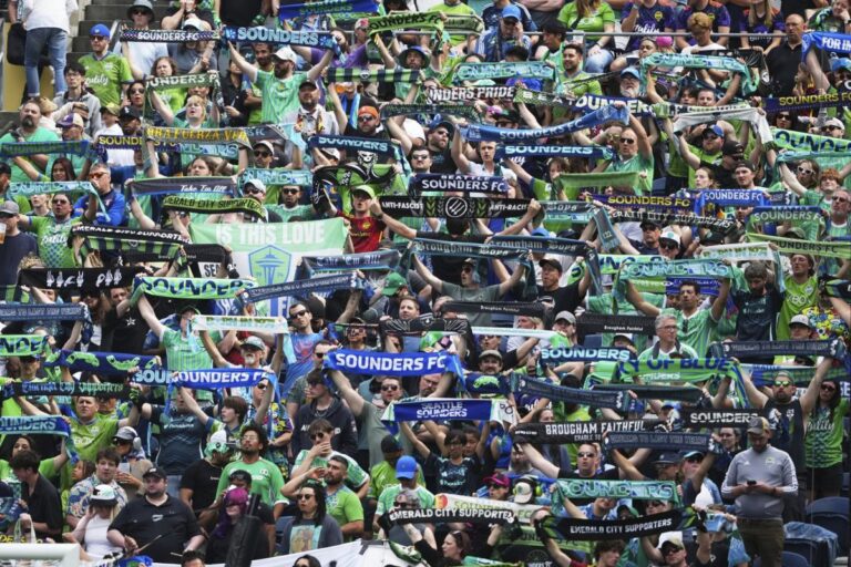 « Vous allez forcément tomber amoureux » : le public, l'atout charme des Seattle Sounders