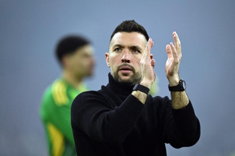 Francesco Farioli va s'engager jusqu'en 2027 avec le FC Porto