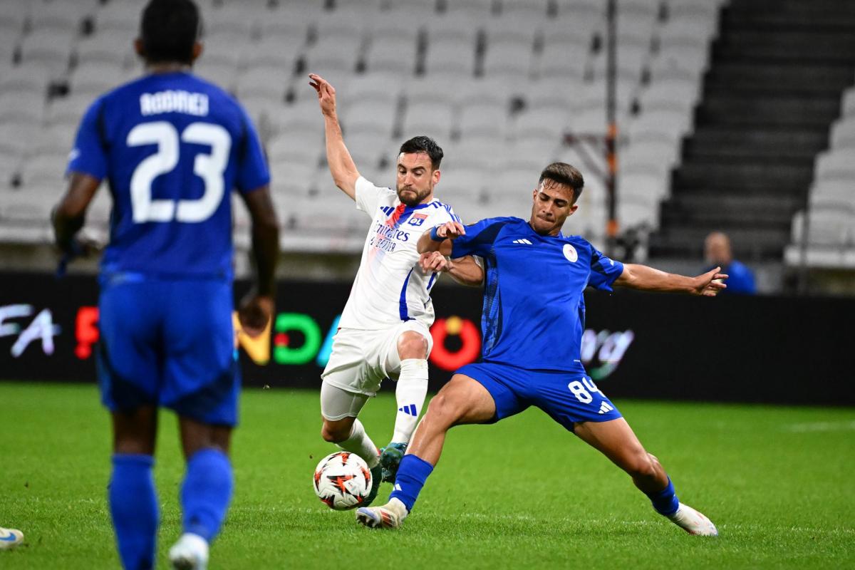 L'Olympiakos signe le plus gros transfert de l'histoire pour un club grec en vendant le jeune Charalampos Kostoulas à Brighton