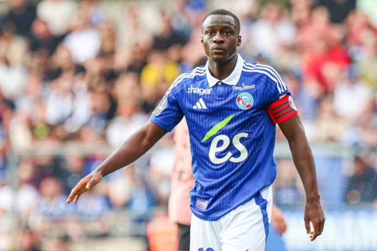 Mercato : Sunderland espère faire signer le jeune milieu de Strasbourg Habib Diarra