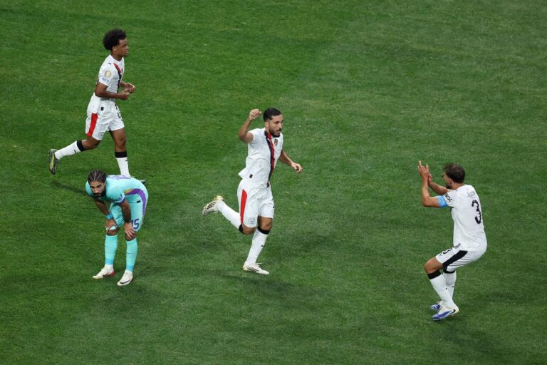 Pour Rayan Cherki, des débuts timides avec Manchester City à la Coupe du monde des clubs