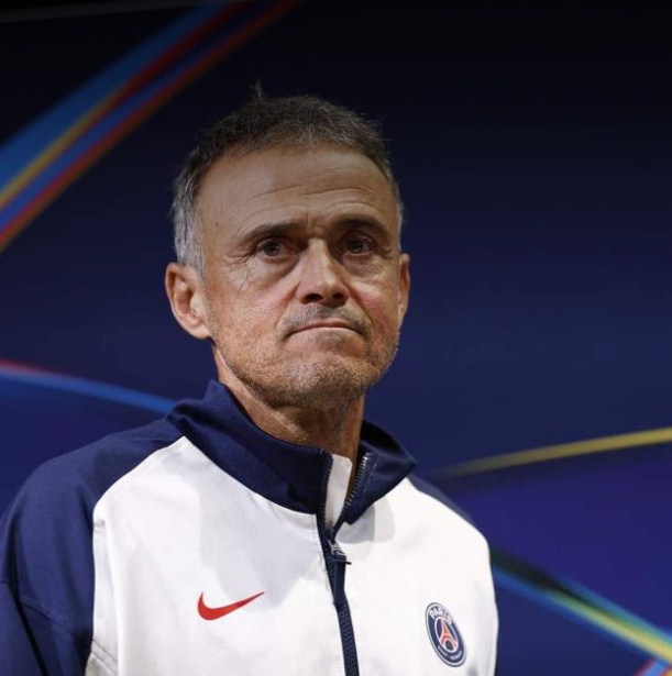 إنريكي يختار لاعب برشلونة لتعويض مغادرة نجم باريس ولابورتا يوافق على بيع اللاعب!