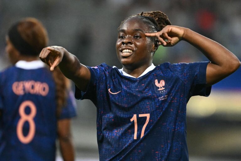 l’équipe de France féminine de football parachève sa domination avec un sixième succès, en Islande
