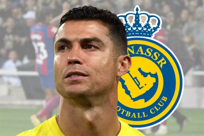 رونالدو يضع شرطًا أساسيًا لإدارة النصر: التعاقد مع نجم برشلونة لتمديد عقده مع الفريق السعودي!