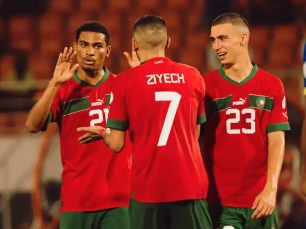 بايرن ميونخ ينوي التعاقد مع لاعبين مغربيين لتعويض موسيالا 1 بايرن ميونخ يستهدف التعاقد مع ثنائي مغربي لتعويض موسيالا