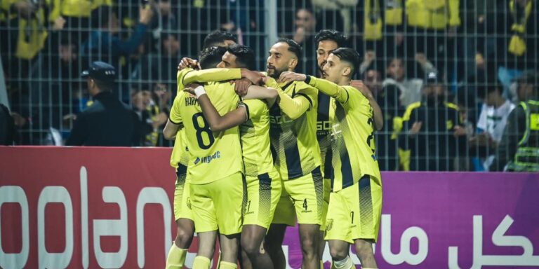 المغرب الفاسي يضم مدافع منتخب نيجيريا