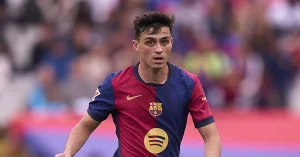 بيدري يُشيد بزميله الشاب