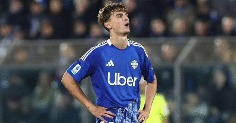 ريال مدريد يُفاجئ الجميع بقرار غامض بعد صفقة “المايسترو الشاب”.. نيكو باز يخرج من الحسابات!