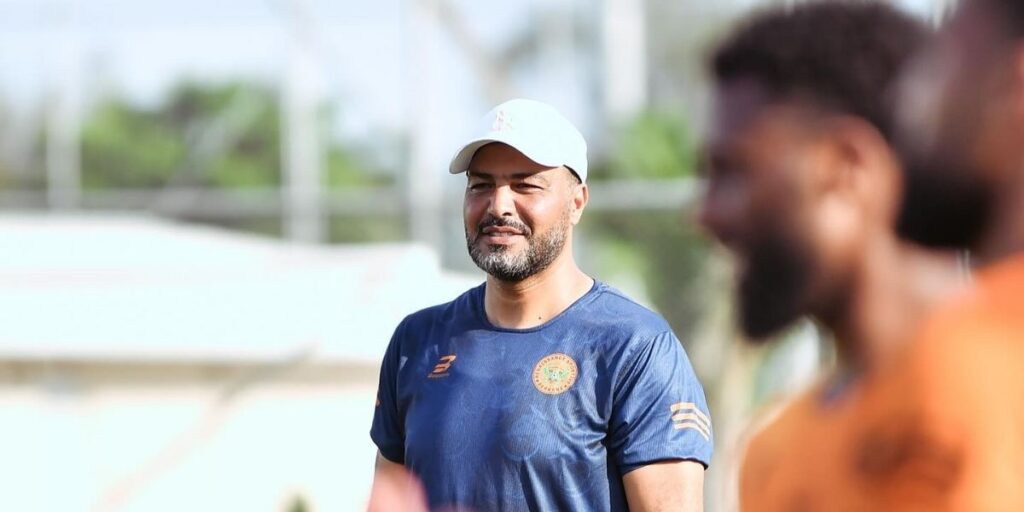 مدافع ديجون الفرنسي السابق ينضم إلى صفوف نهضة بركان 1 مدافع ديجون الفرنسي سابقا يوقع لنهضة بركان