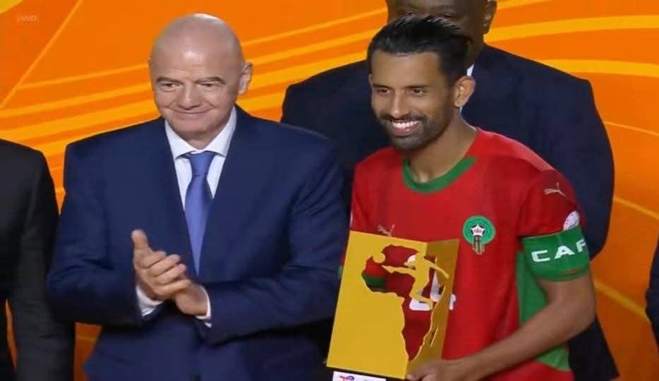 ربيع حريمات يُتوج بجائزة أفضل لاعب في كأس أمم إفريقيا للمحليين! 1 ربيع حريمات يُتوج بجائزة أفضل لاعب في كأس أمم إفريقيا للمحليين!