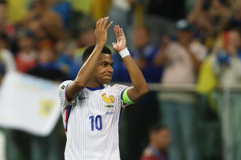 le résumé de l’entrée en lice réussie des Bleus en match de qualification pour la Coupe du monde 2026