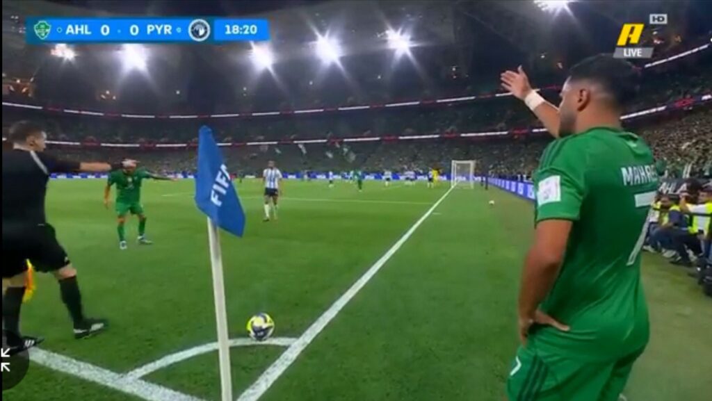 بث مباشر لمباراة نهائي كأس القارات بين بيراميدز الأهلي السعودي مجاني للجميع.