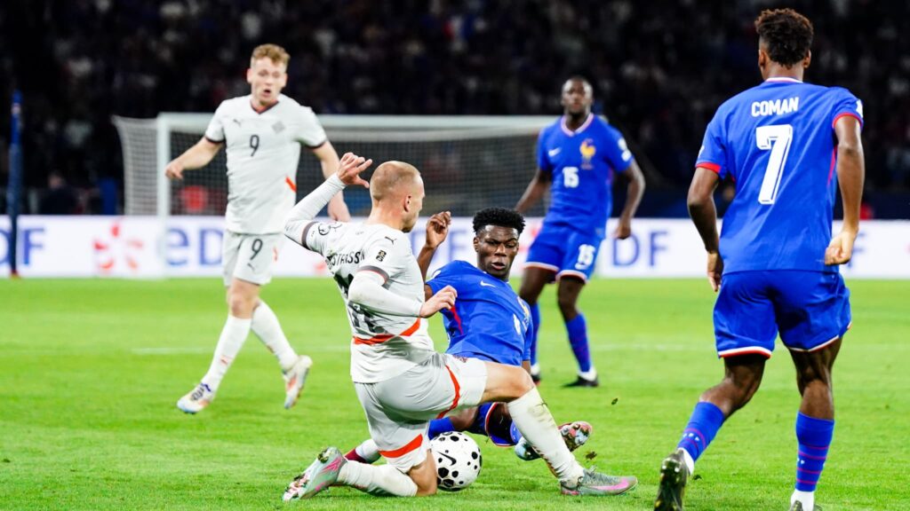 "نجوت من الموقف الصعب"، اللاعب الذي تعرض لتدخل وحشي من تشواميني ظن أنه سيفقد وعيه 1 "Je m'en suis bien sorti", le joueur victime de la vilaine semelle de Tchouaméni a cru qu'il allait "s'évanouir"