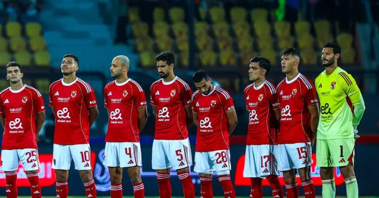 صدام قوي داخل الأهلي.. مفاجأة في اسم المدرب الجديد وتقرير ريفيرو يهز غرفة الملابس!