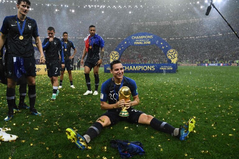 Florian Thauvin, de retour en équipe de France après six ans, remplace Bradley Barcola, blessé