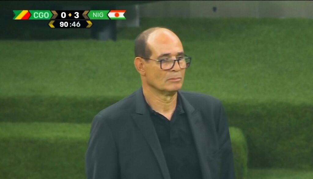 المنتخب النيجري تحت إدارة المدرب المغربي بادو الزاكي يحقق فوزًا كبيرًا بثلاثية على منتخب الكونغو.