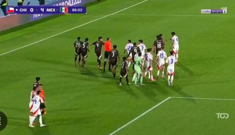 تعليق معلق BeIN سبورت خلال مباراة المكسيك وشيلي: تحية خاصة للمنتخب...