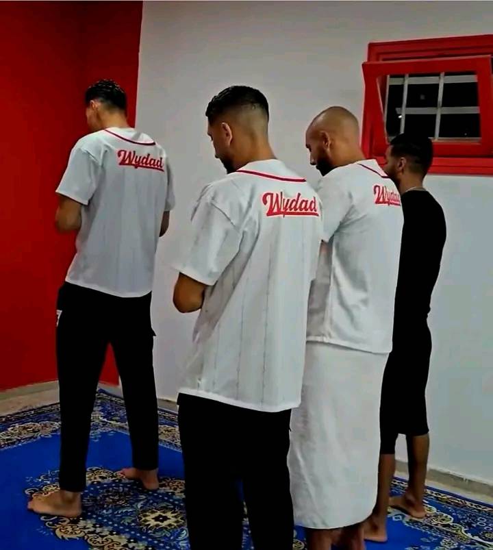 رجال لا تشغلهم التجارة ولا البيع عن ذكر الله: أفضل طريقة لختم يومك.