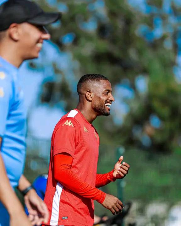 مفيد، أكثر لاعب في البطولة، قدّم 4 تمريرات حاسمة.